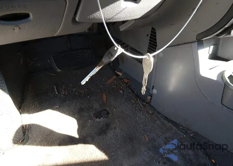 2003 Kia Rio Cinco из США, поврежденный, VIN KNADC165336168764